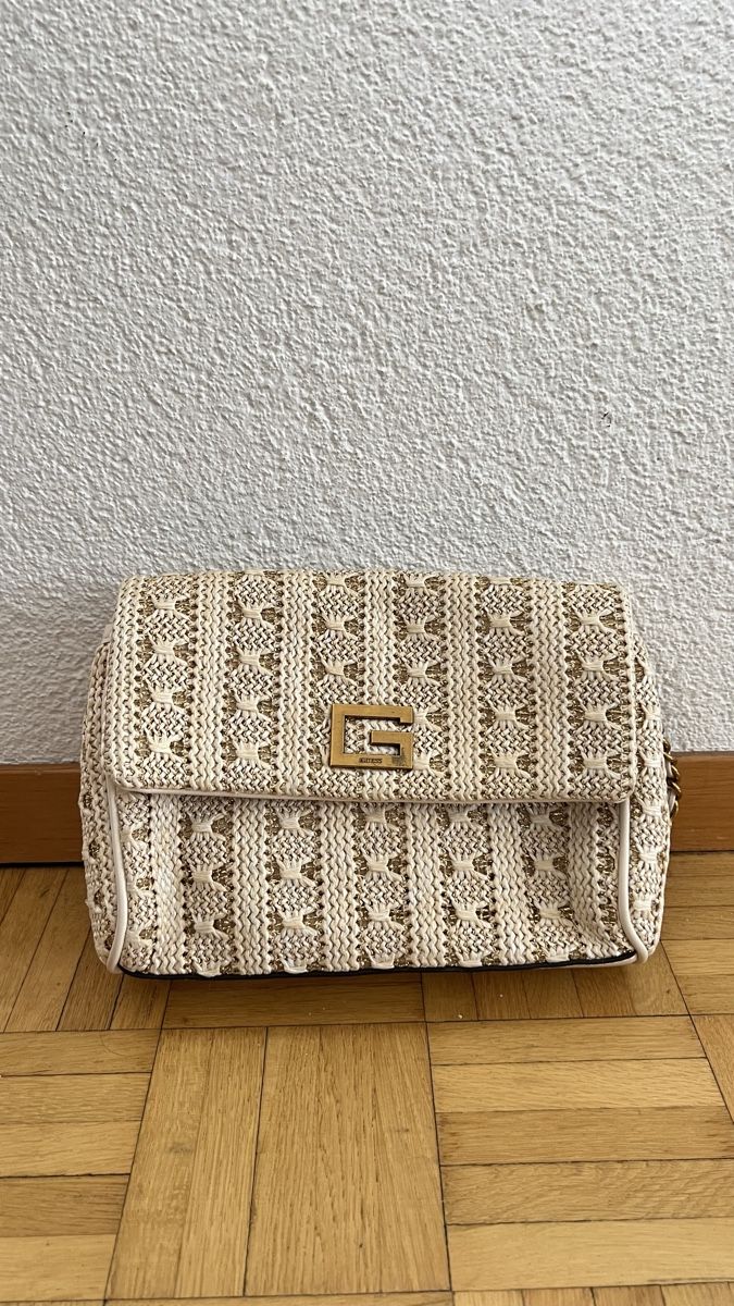 Guess Borse da donna: Guess Tasche – Nuovo (secondo la descrizione) da Oftringen venduto da senakoncak 3