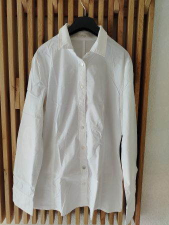 Weisse Bluse von Opus mit hübschen Details