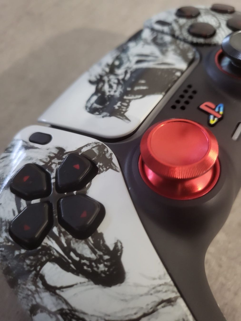 Sony Controller: Custom PS5 Controller Weiss Wolf Design! Neu & mit Garantie! – Nuovo e nell'imballaggio originale da Sargans venduto da ver_ncy5 2