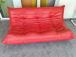 Ligne Roset TOGO Dreisitzer Rot