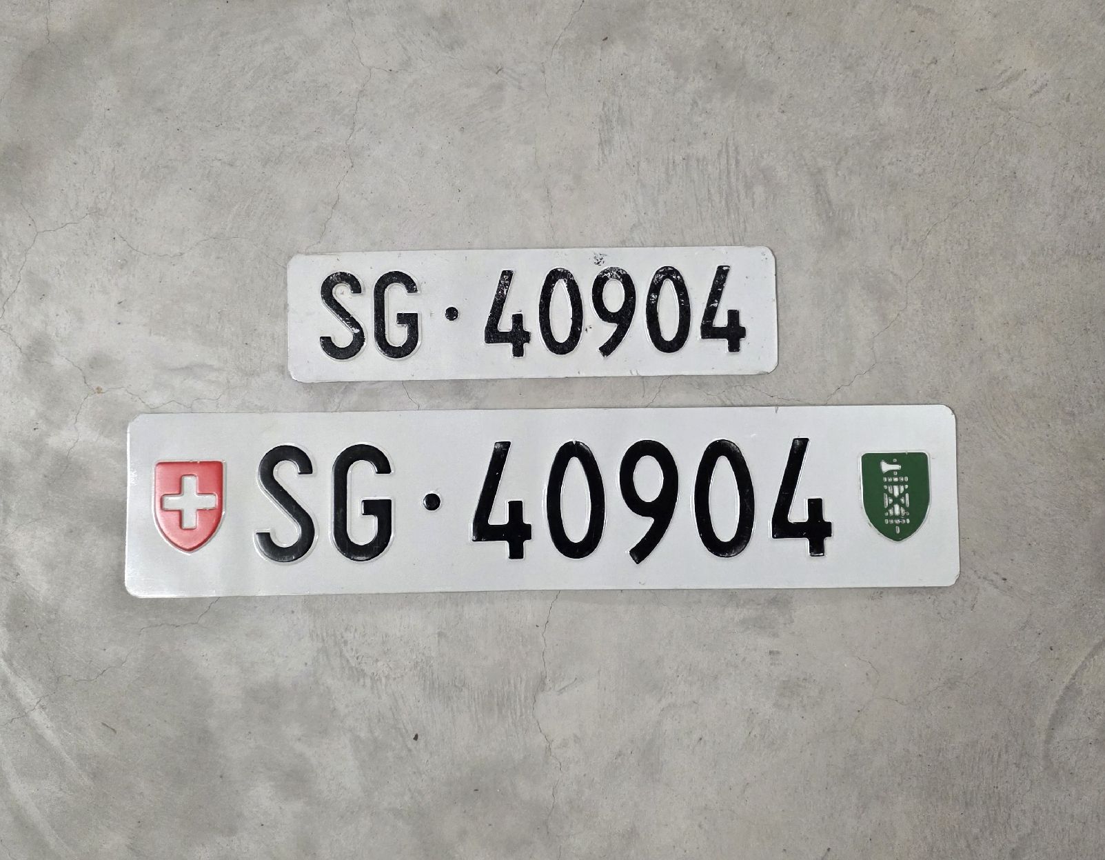 Insegne: Kontrollschild / Autonummer SG 40904 – Usato da Oberriet SG venduto da Joka0