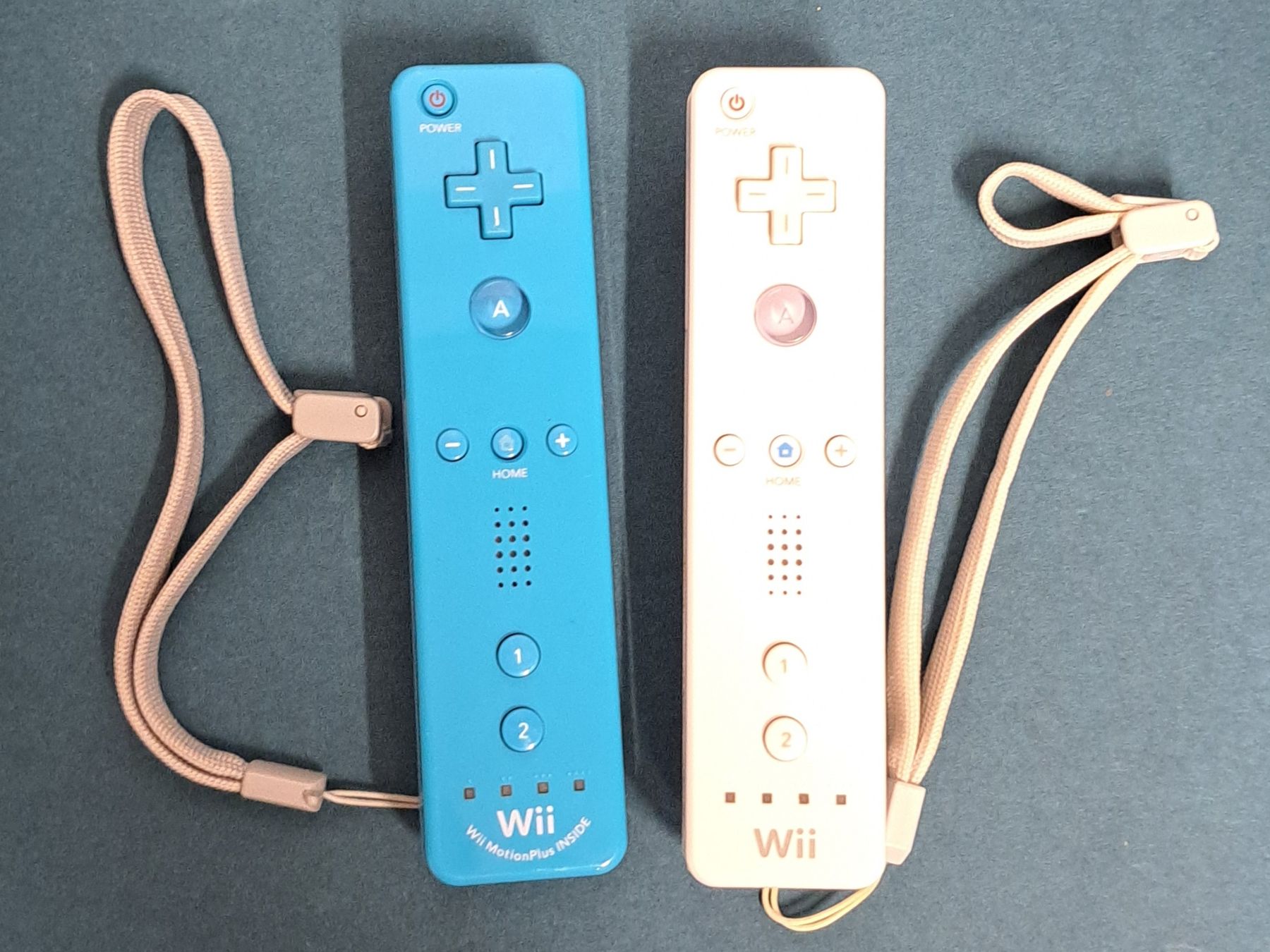 Nintendo Controller: Nintendo Wii Controller 2x Original und Lenkrad  – Gebraucht aus Biel/Bienne von Sasha4u 2