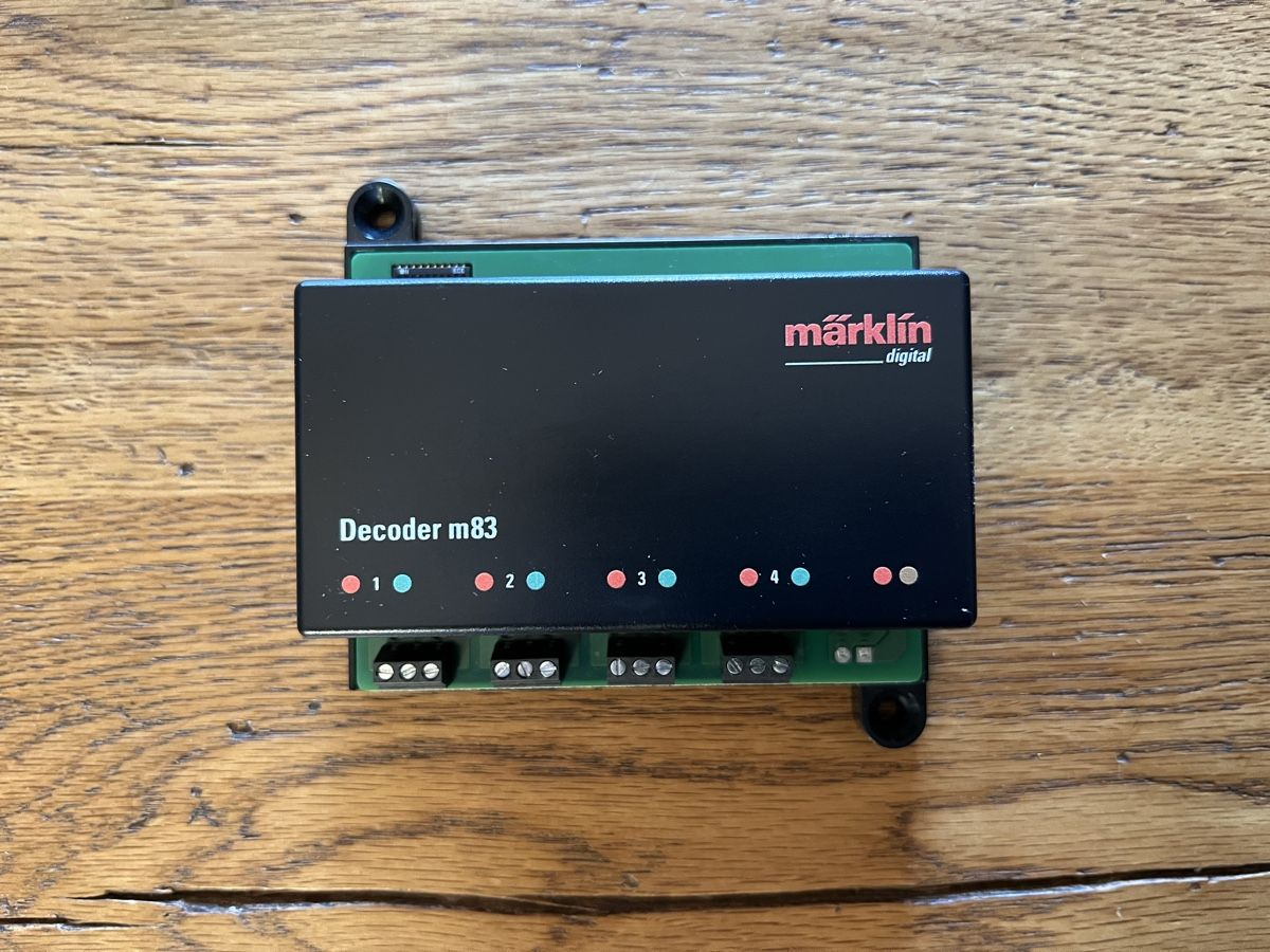 Märklin Modelleisenbahnen: 60832 Märklin m83 Decoder – Gebraucht aus Richterswil von Kapell