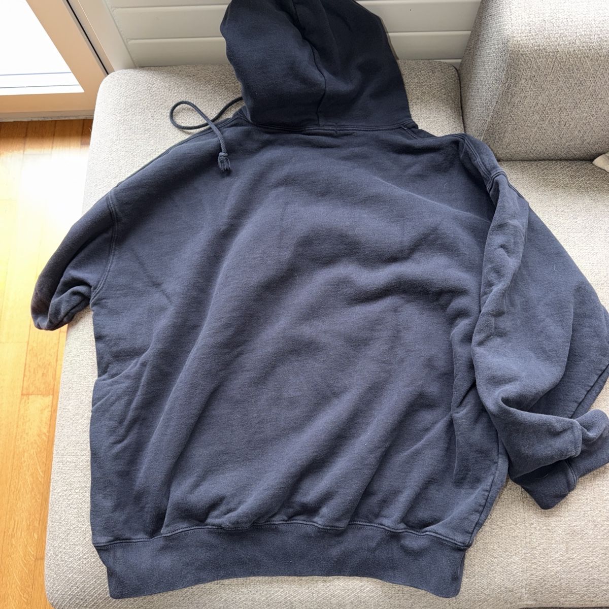 Brandy Melville Maglioni & Felpe: Oversize Hoodie – Usato da Kriens venduto da fiona.law98 3