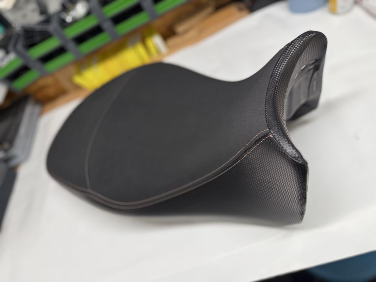 Ducati Tutti i ricambio per moto: Sitz 2014 Ducati Diavel 1200 – Usato da Buttikon SZ venduto da idmechanics 1