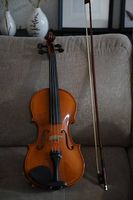 Violine 4/4 inkl. Bogen und Koffer
Stimmgerät & Kolofonium