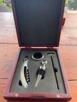 Wein Zubehör Set im Holzkoffer neuwertig