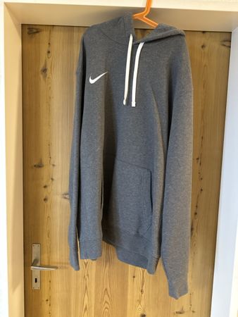 Nike Kapuzenpullover grau mit weissen Kordeln Grösse XL