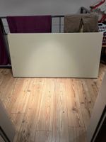 Büro-Tischplatte mit Beinen