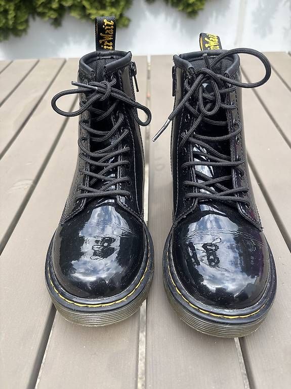 Herrenschuhe: Original Dr. Martens Boots  Größe 33 – Gebraucht aus Benglen von Ninenina35