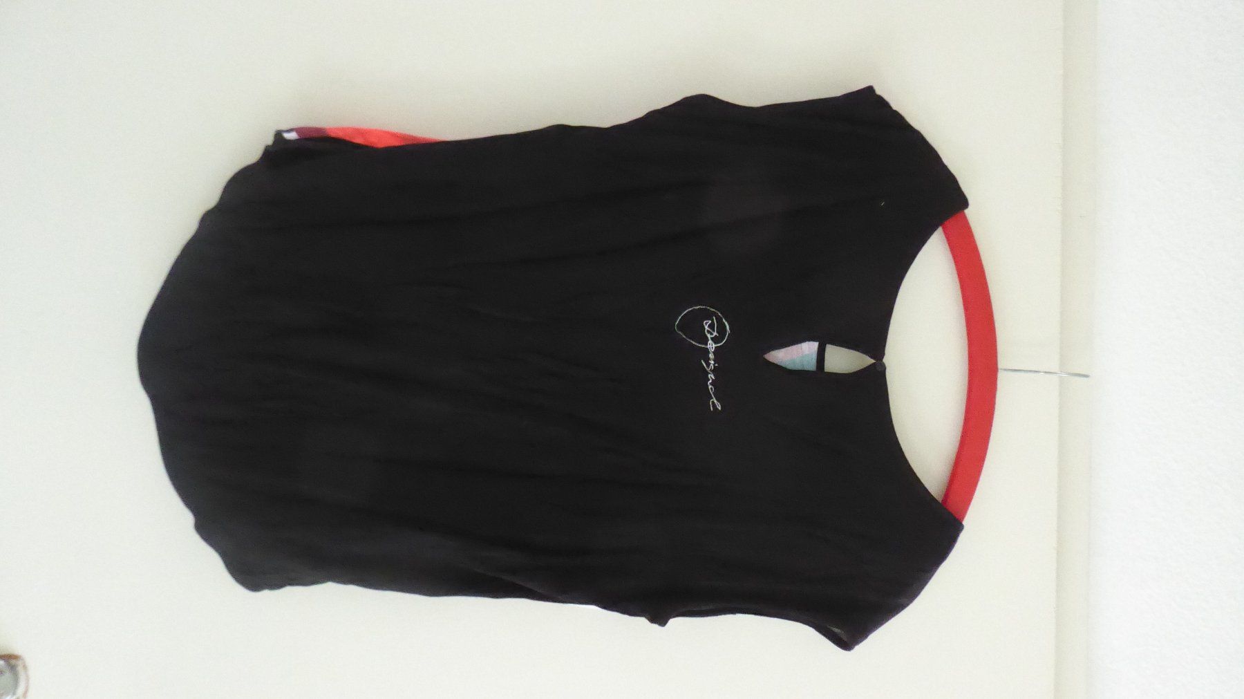 Desigual T-Shirts: Tshirt Gr M Desigual – Gebraucht aus Sargans von Benziner 2