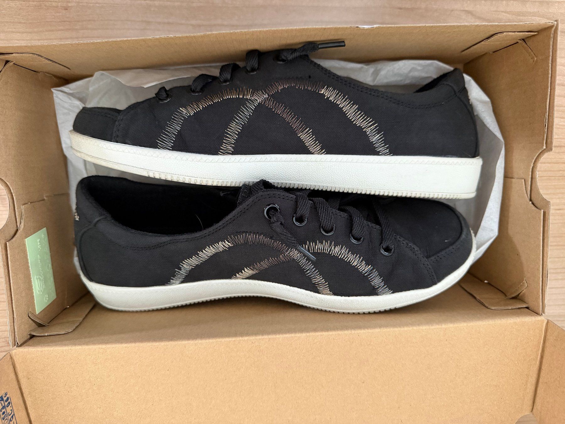Skechers Scarpe da donna: Skechers Sneaker Gr. 40 – Usato da Zollikofen venduto da Maria_verena
