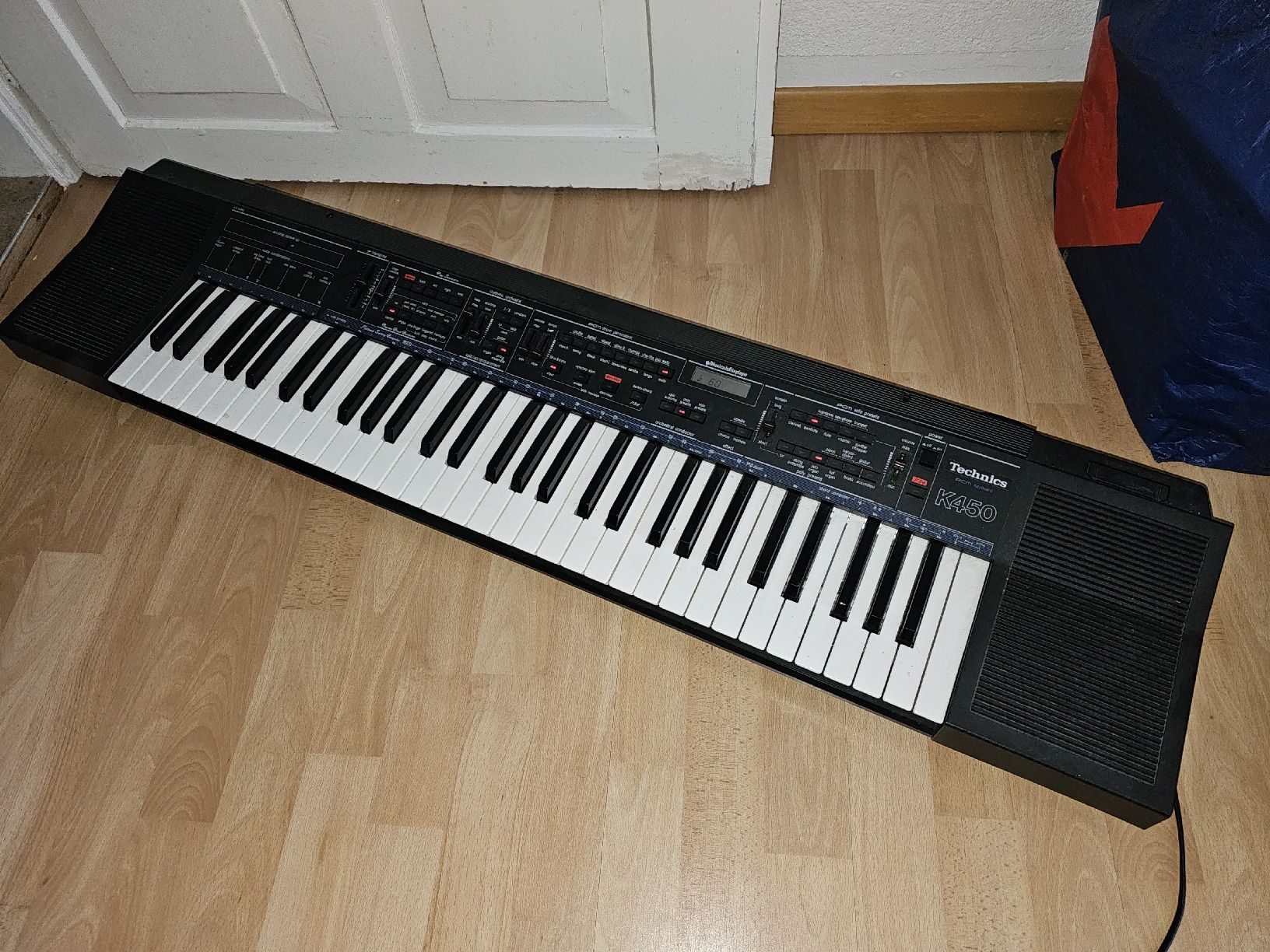 Technics Strumenti musicali: Technics K450 PCM Keyboard – Usato da Seuzach venduto da hwulf