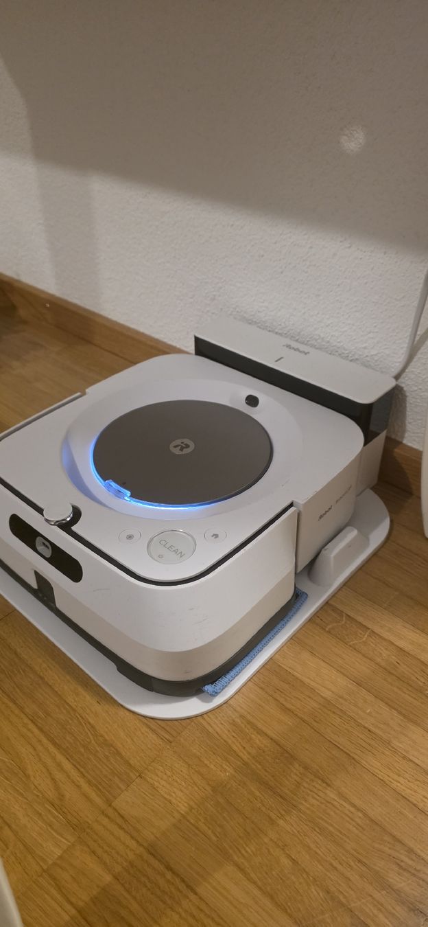 Irobot Aspirapolveri & Accessori: iRobot Braava jet m6 – Usato da Stans venduto da Andre_Gouveia 1
