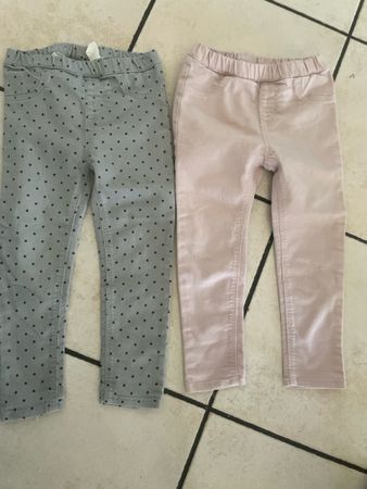 2 leichte H&M Sommer Jeans Gr.  104 sehr gut erhalten