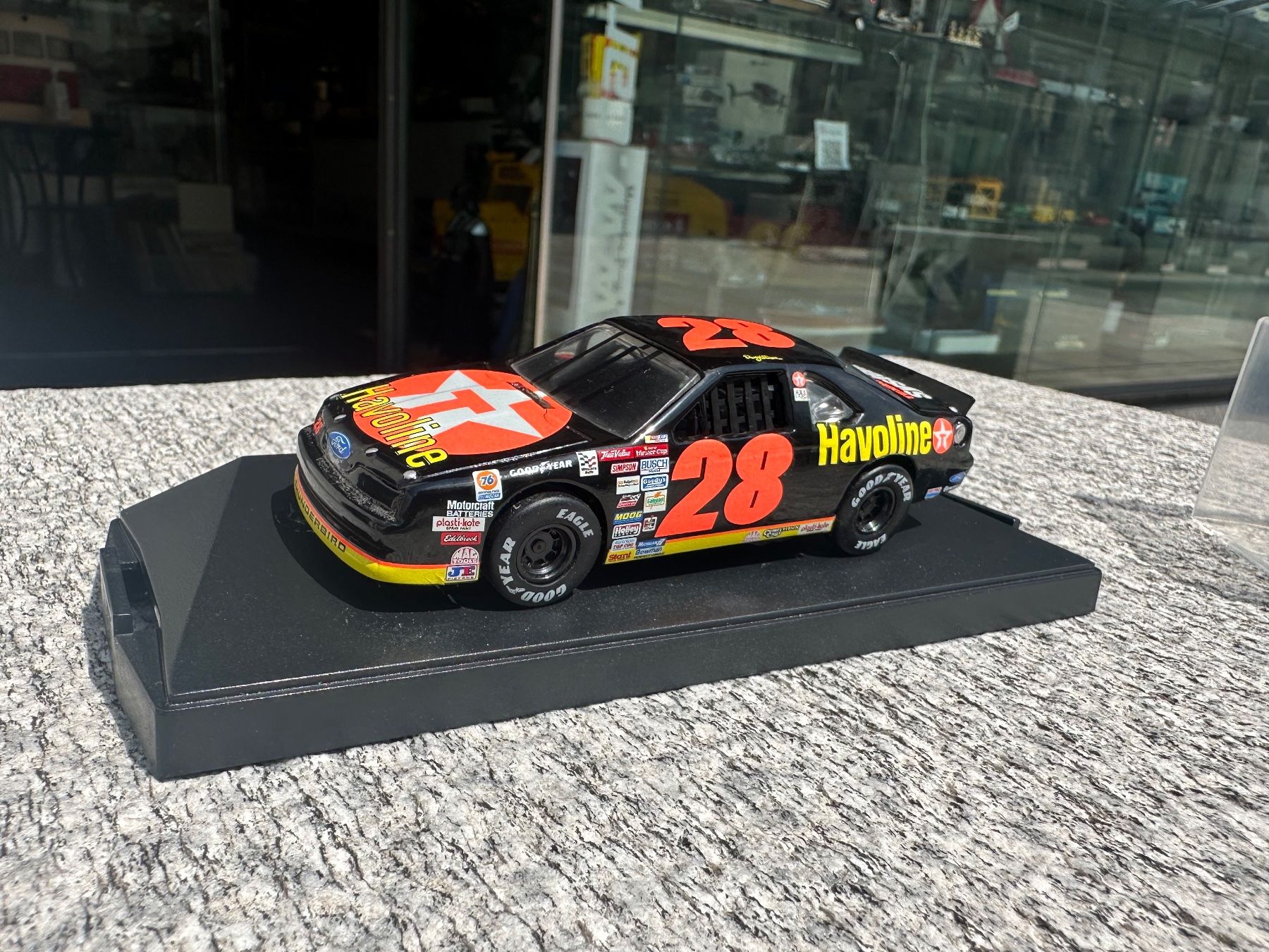 Nascar Modellautos: Quartzo 1:43 Nascar USA Ford – Gebraucht aus Chiasso von Carrara-Modellismo