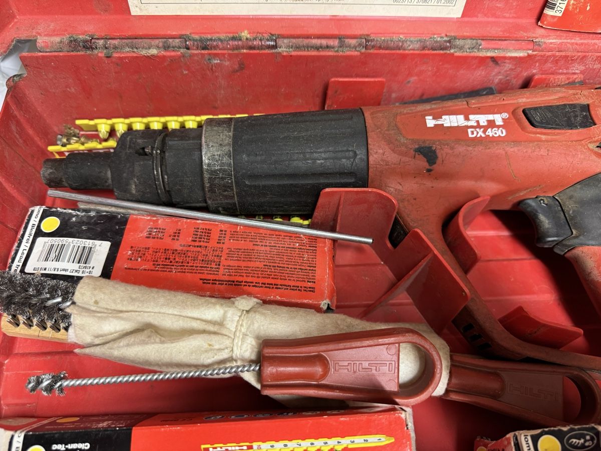 Hilti Tutti gli attrezzi: Hilti DX 460 - Bon état! – Usato da Brügg BE venduto da Goob 2