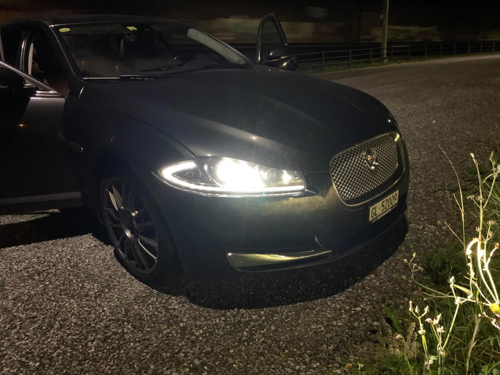 Jaguar XF 3.0 L DS SB 275 PS