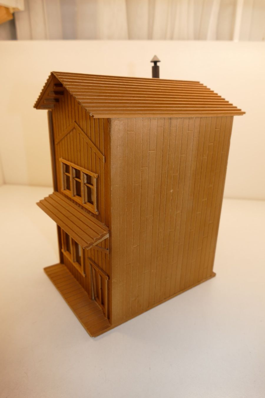 Modellini di ferrovie: Spur G: Blockhaus aus Holz – Usato da Niederhasli venduto da rail-duerst 1