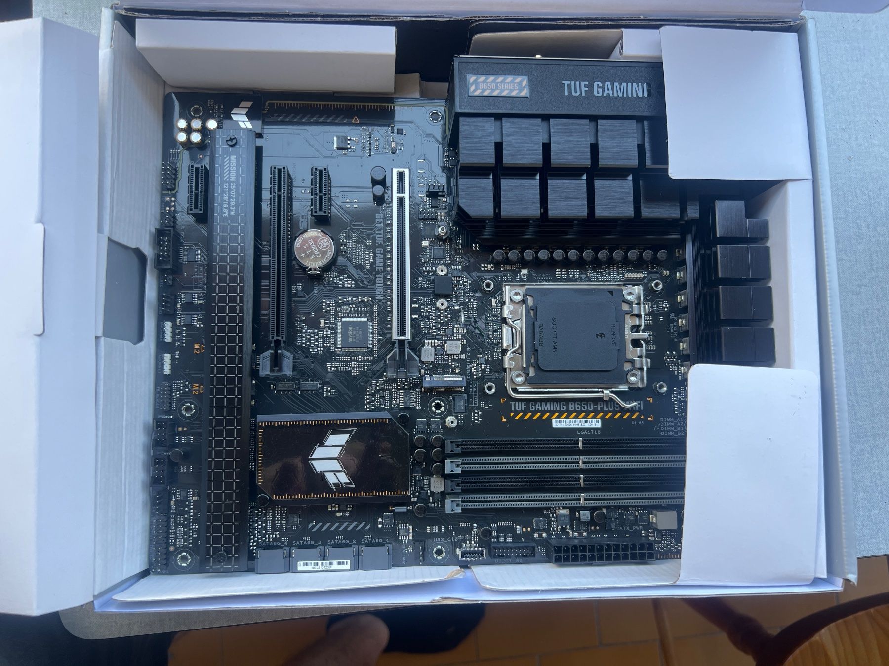 Asus Schede madri: Asus Tuf Gaming B650 Plus Wifi – Usato da Savièse venduto da Rafaelzmbx 1