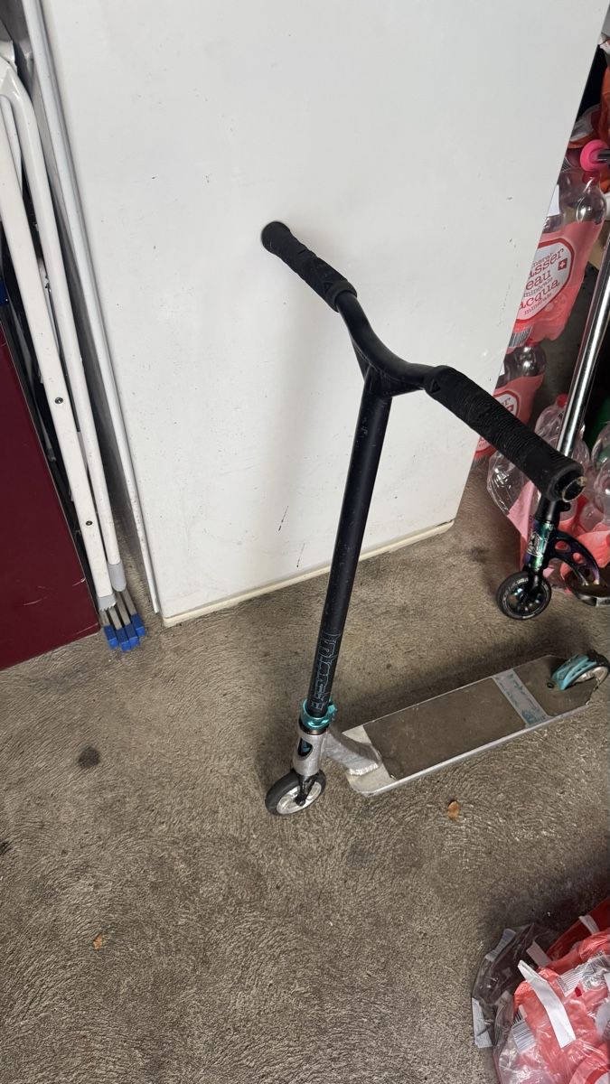 Scooter: Stuntscooter schwarz/silber gebraucht – Usato da Birmenstorf AG venduto da rei_6fss 1