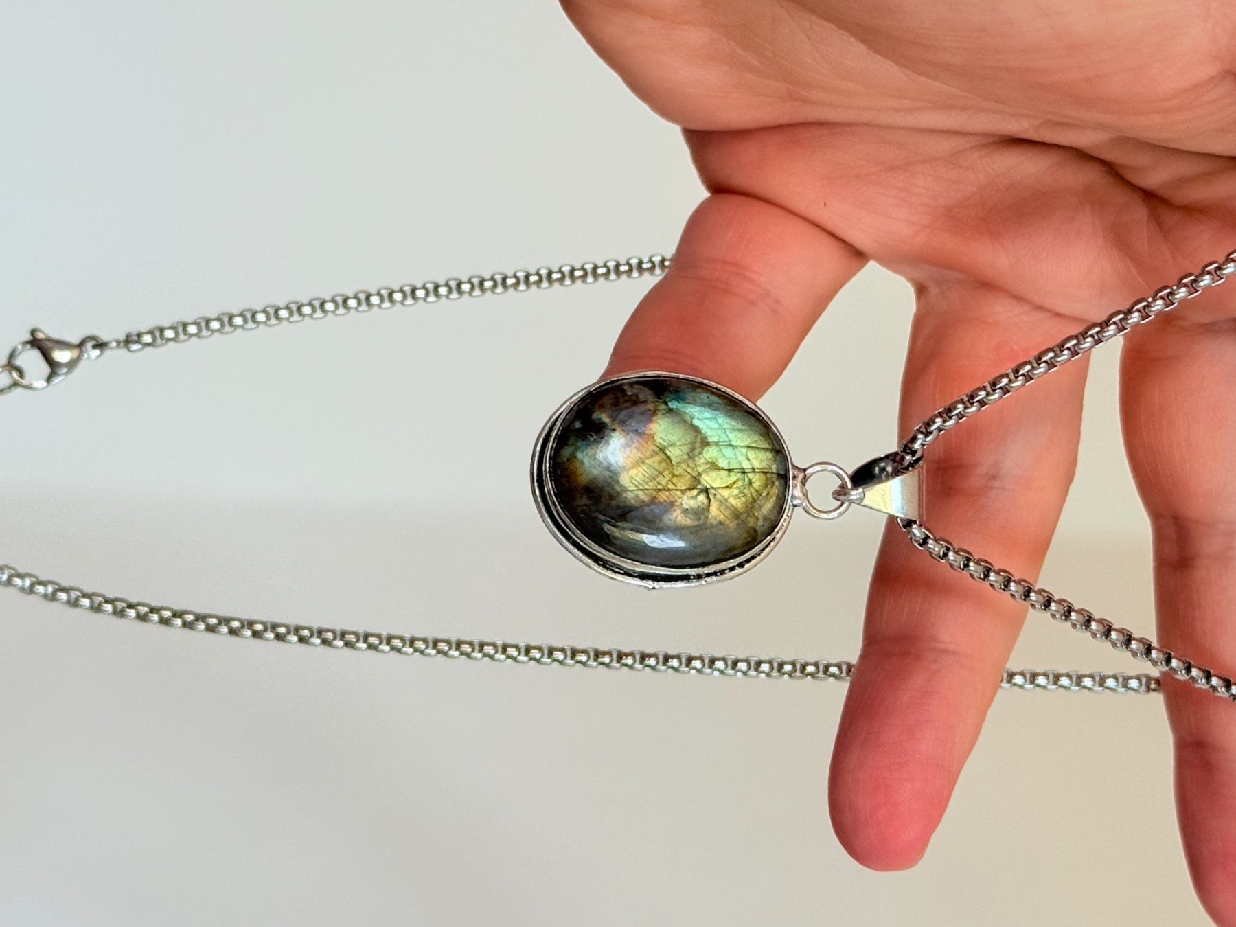 Ketten: Pendentif Labradorite ovale – Neu und originalverpackt aus Genève von AWWA 4