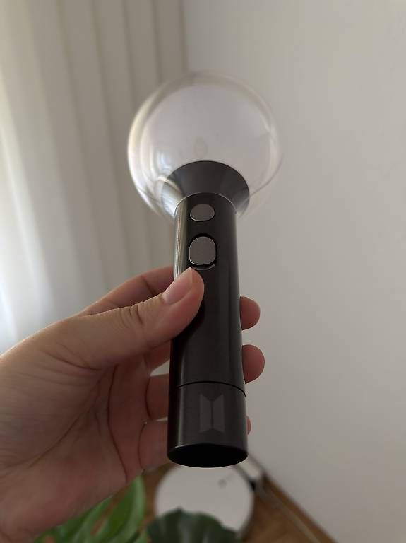 Lampes: BTS Official Lightstick, wie neu – Neuf (Voir description) à Derendingen par tua_wyn6 1