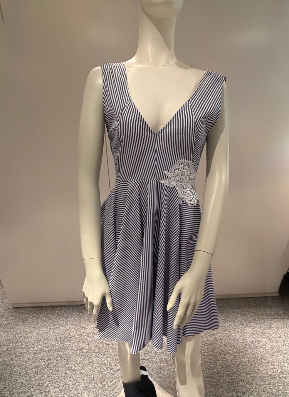 Sandro Vestiti: Robe rayée été Sandro 36 – Nuovo (secondo la descrizione) da Genève venduto da fto_sz8d
