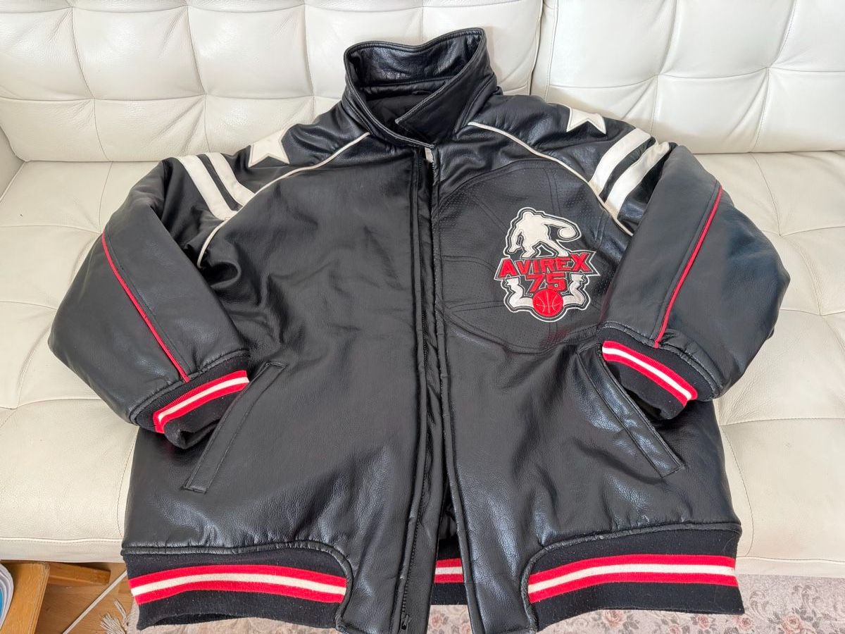 Giacche: NBA- Bomber Jacke – Usato da Dietlikon venduto da Locinda 5