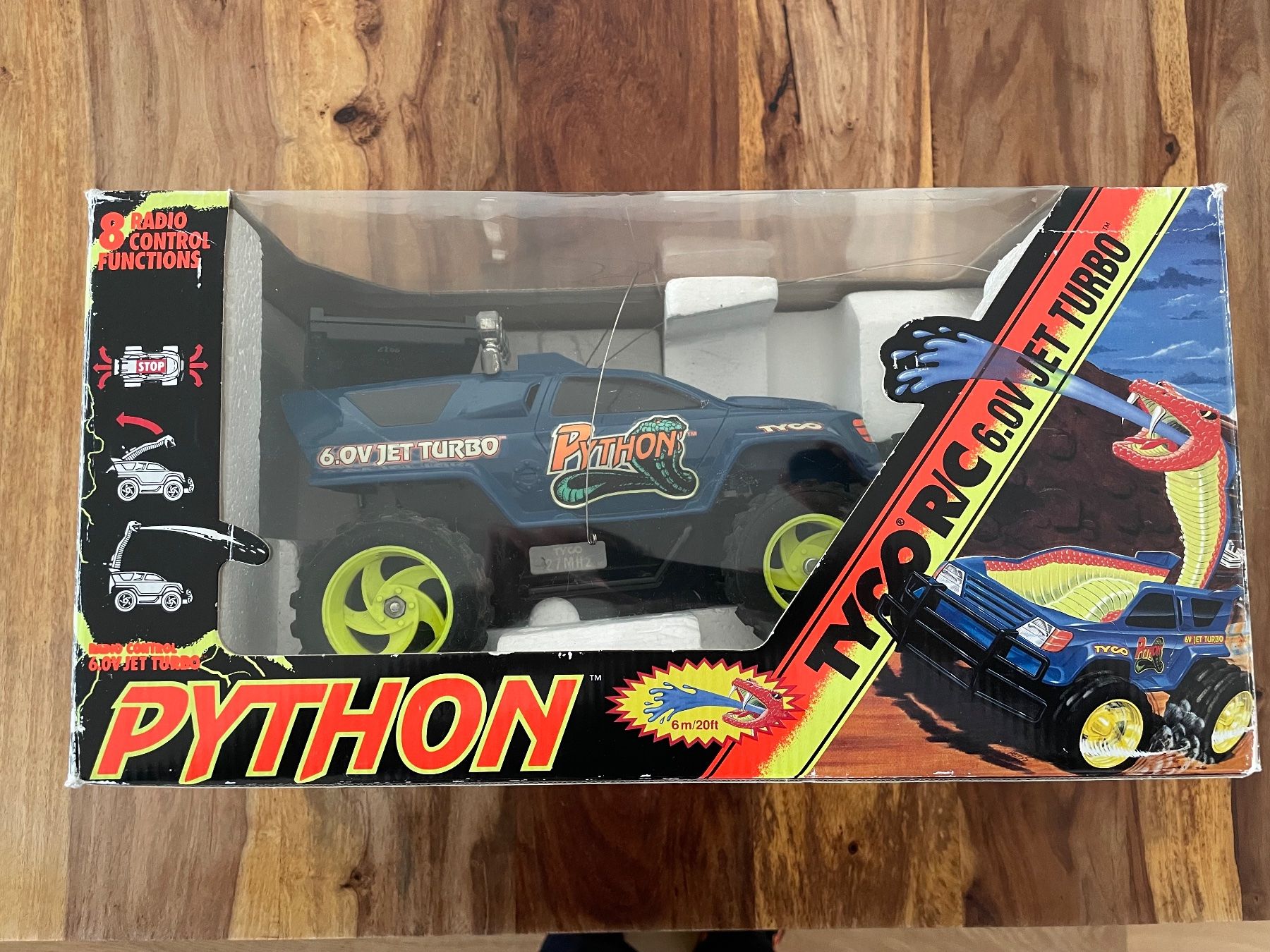 Tyco RC Modellbau: R/C Tyco 1990s Python Komplett – Gebraucht aus Schliern b. Köniz von