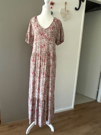 Maxikleid mit Blumenmuster von Airisa Gr. M/L
