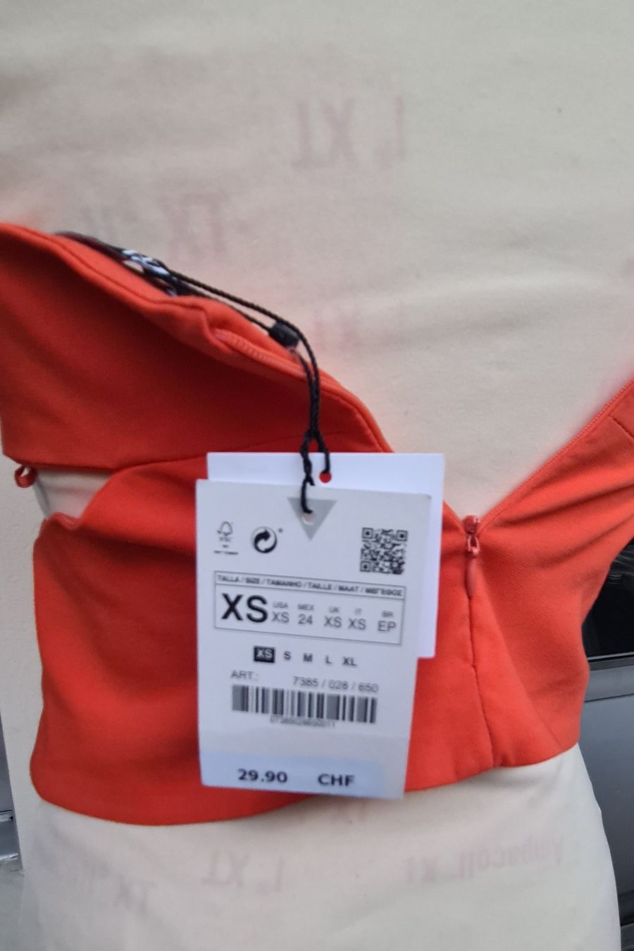 Zara Top: Crop top taille XS NEUF avec étiquette – Nuovo e nell'imballaggio originale da Genève venduto da Saleena 3