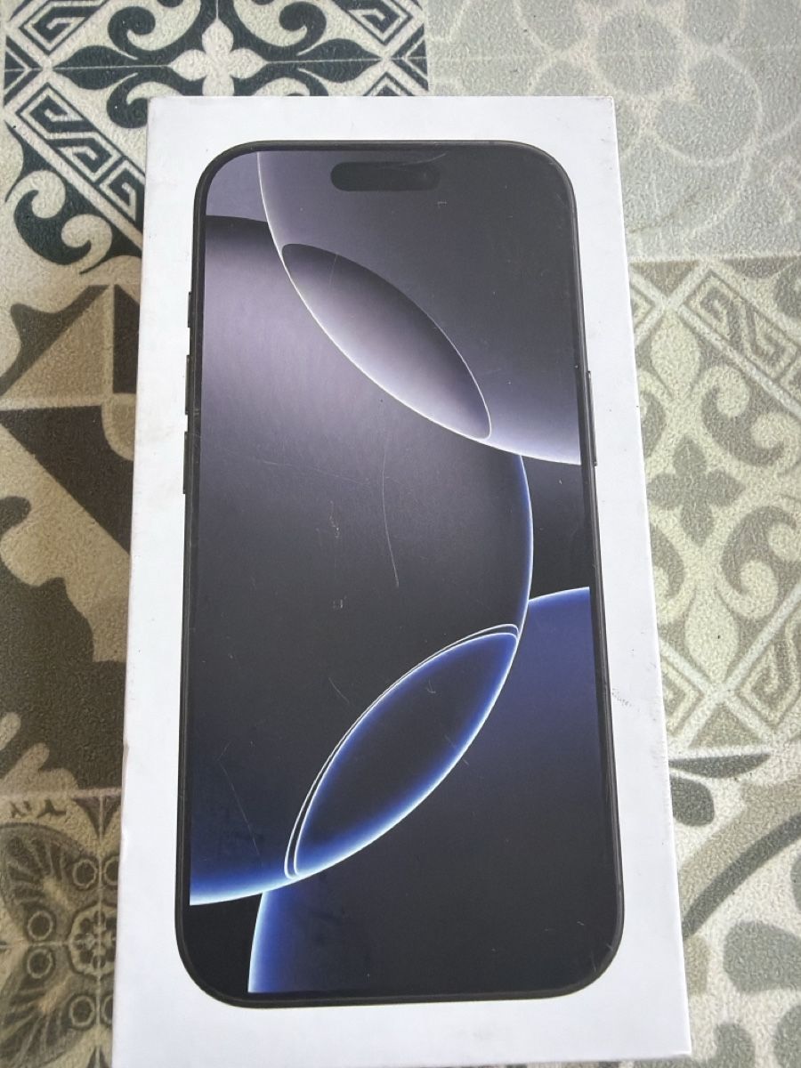 Apple Handys / Smartphones: iPhone 16 Pro – Gebraucht aus Losone von dirkdenise 3