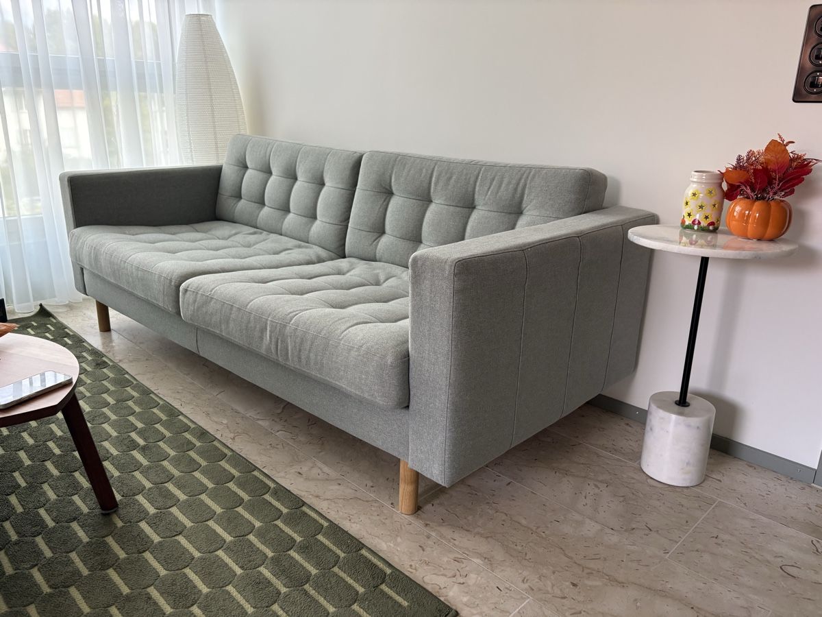 Ikea Sofas: IKEA 3er Sofa – Gebraucht aus Zürich von er_8j8r