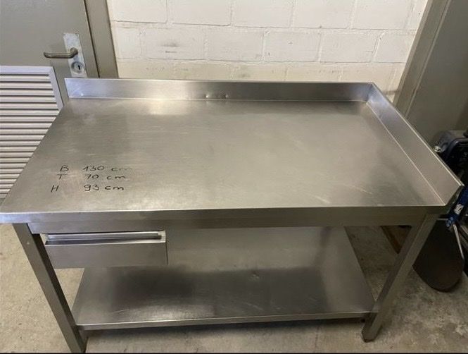 Cucine complete: Edelstahltisch – Usato da Rupperswil venduto da Tinka88