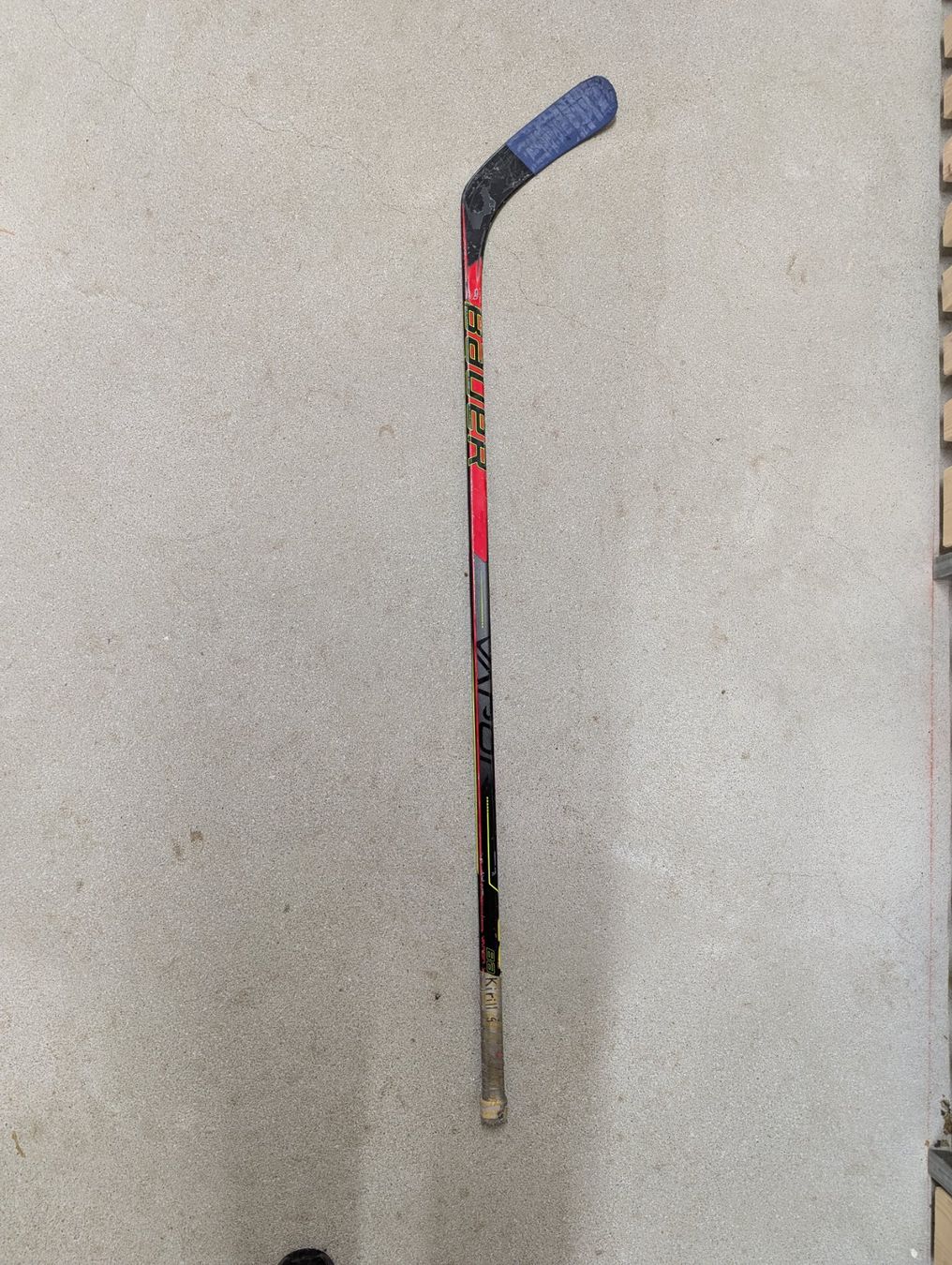 Bauer Bastoni & Pale: Bauer Vapor - Right hand - 130 cm / P01 / 30 Flex – Usato da Zürich venduto da maxgap 1