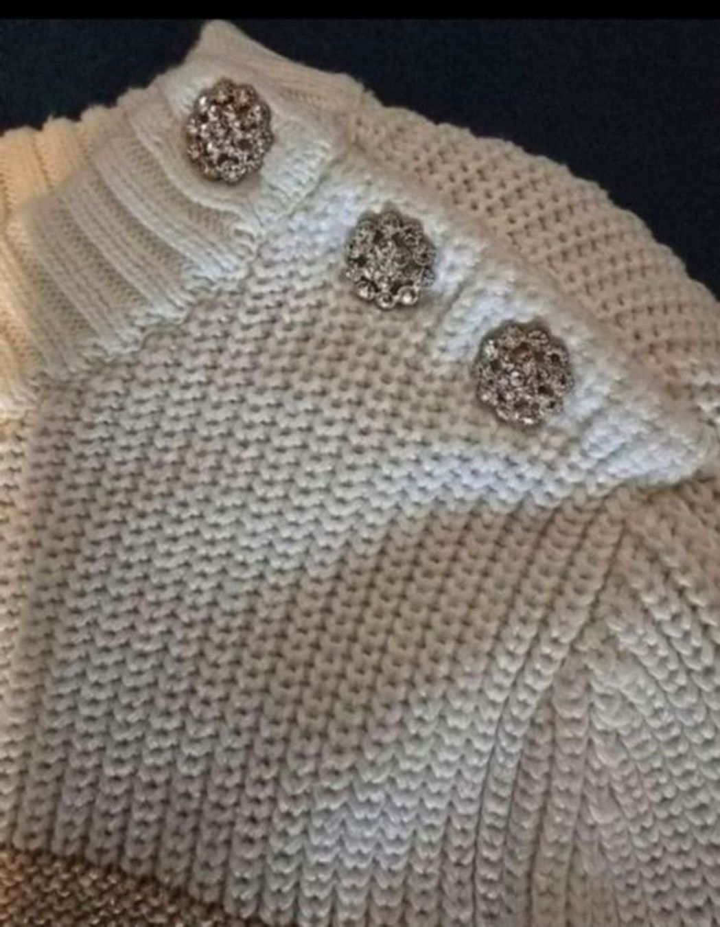 Morgan Pullover & Sweatshirts: Pullover gestreift cremefarben Morgan mit Knöpfen Grösse XS – Gebraucht aus Zug von matomic85 1