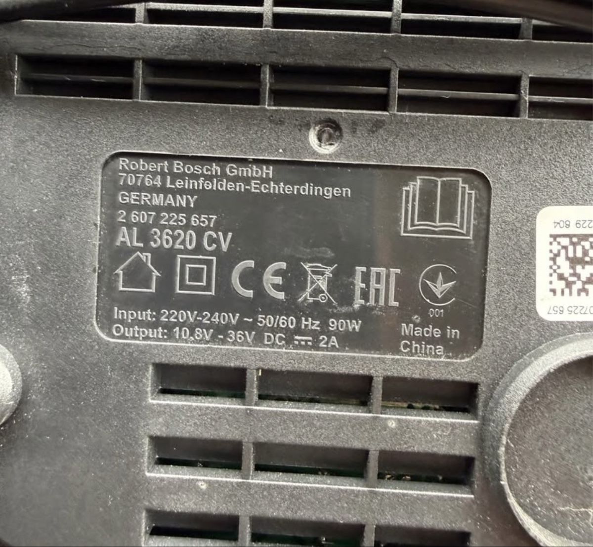 Bosch Akkus & Batterien: Bosch ladegerät 2 stück – Gebraucht aus Oberentfelden von lam_vj88 3