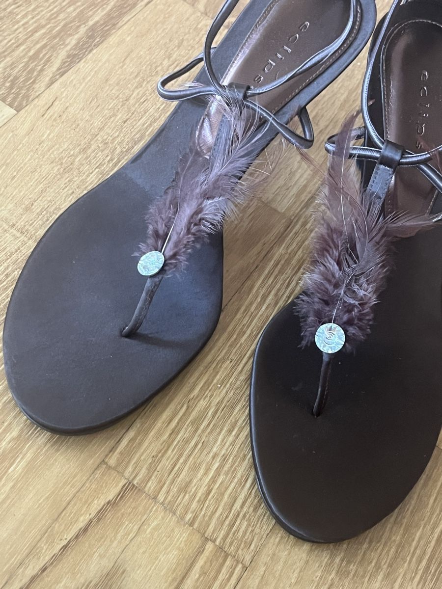 Scarpe da donna: Sandaletten Eclipse braun mit Federn - NEU 🤎 – Nuovo (secondo la descrizione) da Zürich venduto da tsunrise122 1