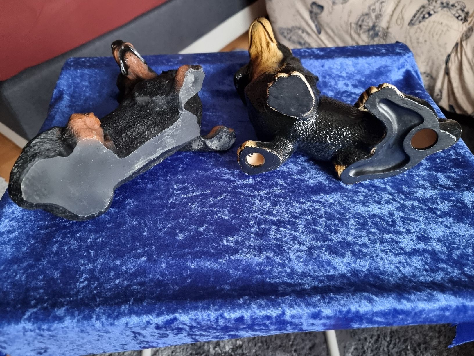 Statuette: Porzelan Hund – Usato da Helgisried venduto da zuegli.24 1