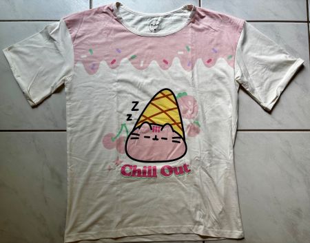 Pusheen t-shirt New Size M