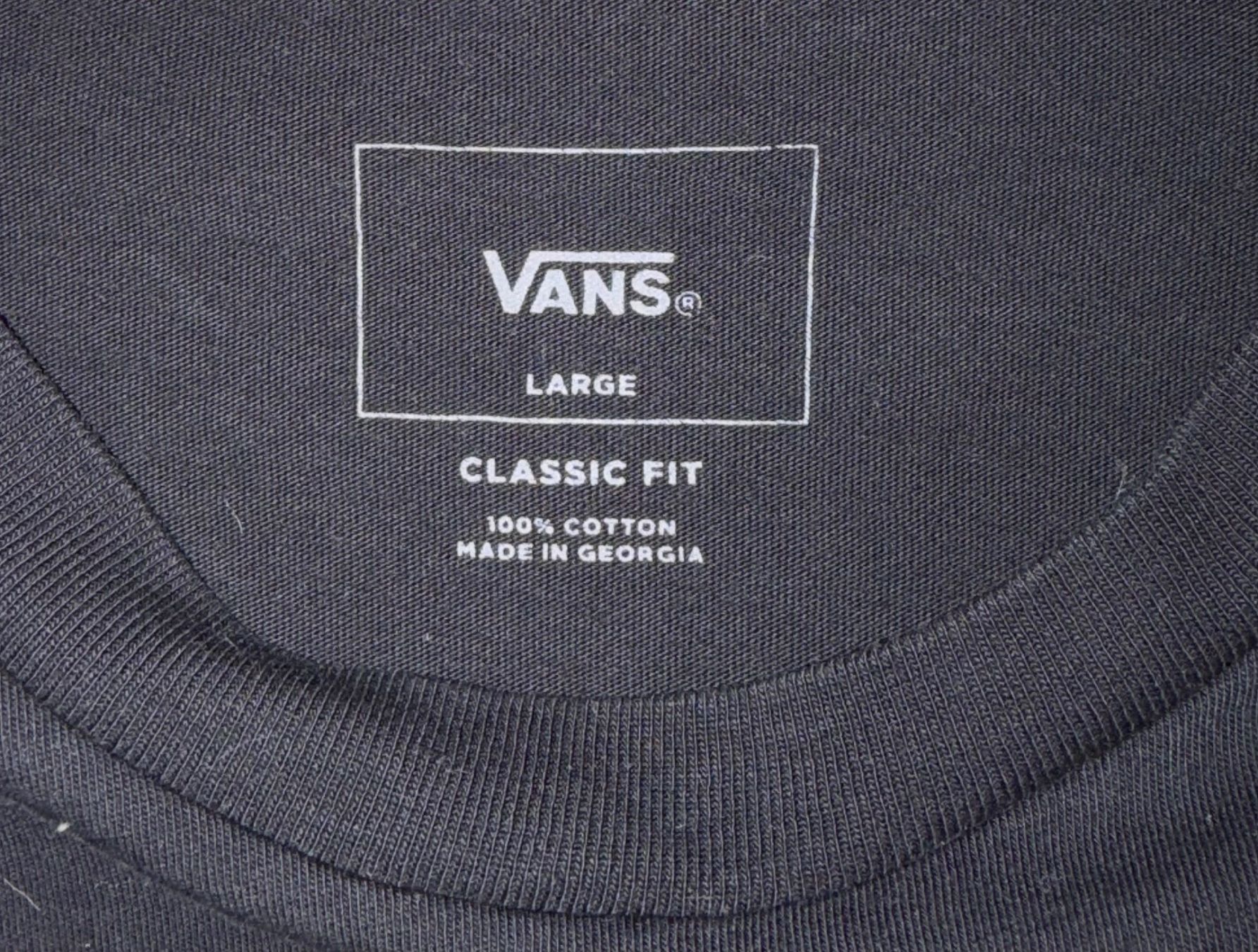 Vans T-Shirts: Vans Tshirt – Gebraucht aus Oberdiessbach von liv_iaanna 1