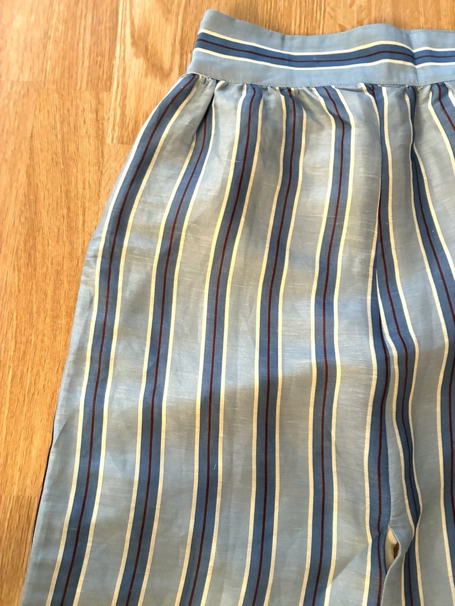 Sezane Jupes: SÉZANE Siloé Skirt – D'occasion à Zürich par liviam1 4