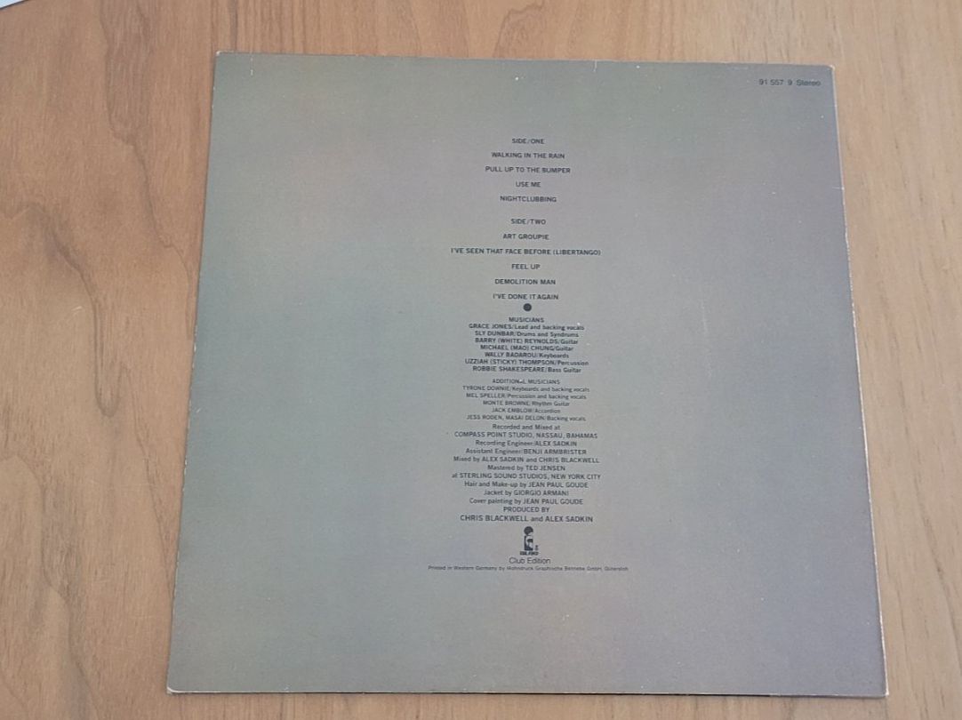 Schallplatten: LP  Grace Jones – Gebraucht aus Martigny von MZ-67 1