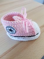 Gehäkelter Baby-Converse Turnschuh rosa