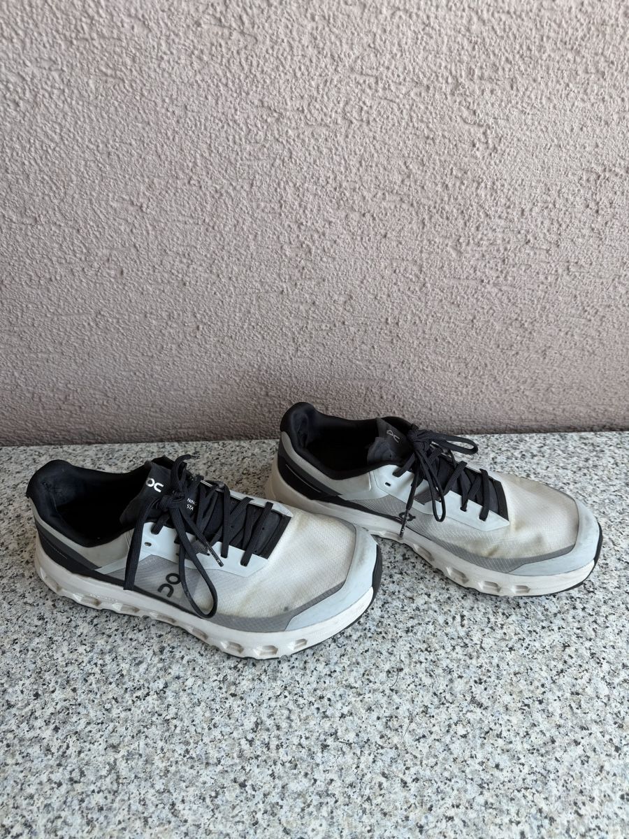 On Scarpe da uomo: ON Laufschuhe Gr. 42 – Usato da Schlieren venduto da gte_zmx9 2
