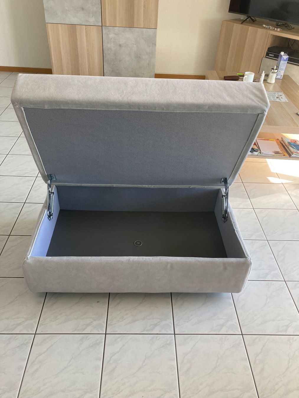 Divani: Canapé d'angle et pouf Poltron é Sofa gris – Usato da Peseux venduto da Moufflet 3