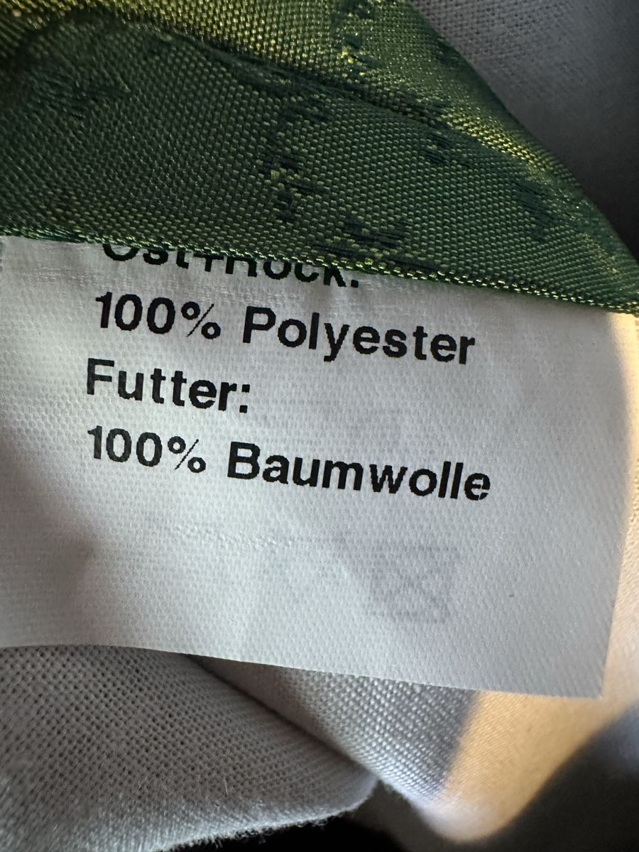 Vestiti: Dirndl von Wenger Grösse 44 – Nuovo (secondo la descrizione) da Basel venduto da uyuni01 1