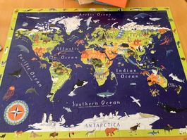 Puzzle "Discover the World", 100 Teile und Tierspielfiguren