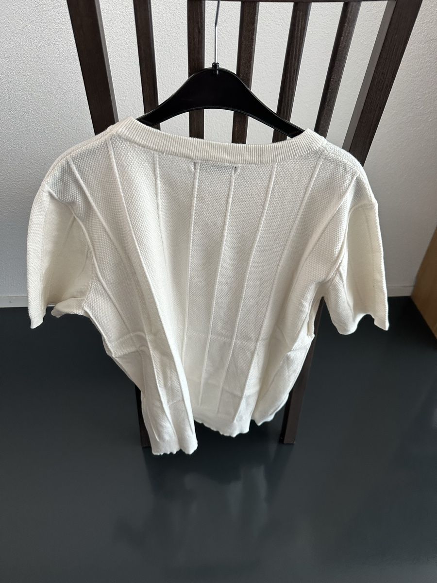 T-shirt: Elegante Knitwear Shirt – Usato da Schlieren venduto da James1010 2